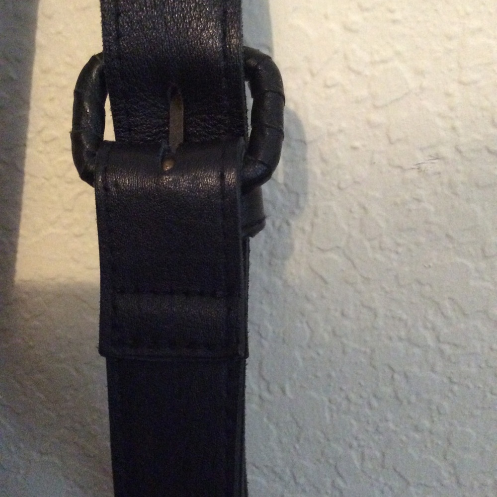 Cleobella hobo  bag black leather buckle trim - Picture 4 of 7